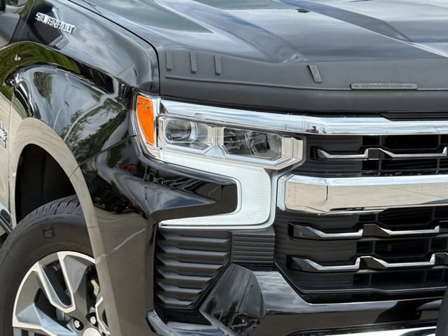 Used 2025 Chevrolet Silverado 1500 LT w/ Texas Edition Plus RWD image 3