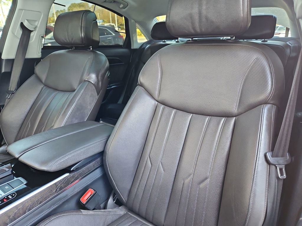 Used 2019 Audi A8 L 3.0T w/ Executive Package image 25