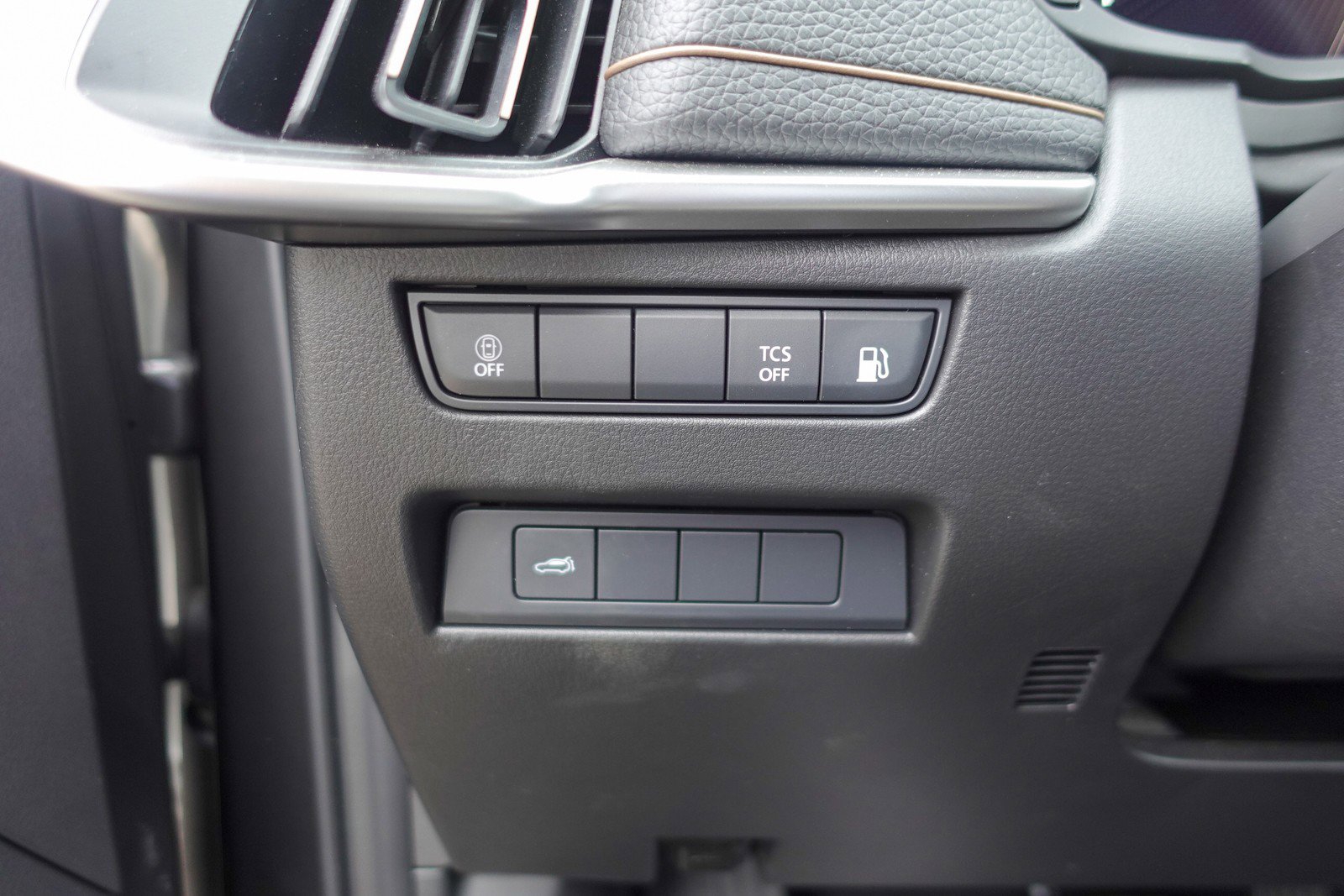 Certified 2024 MAZDA CX-90 Plug-In Hybrid w/ Preferred image 12