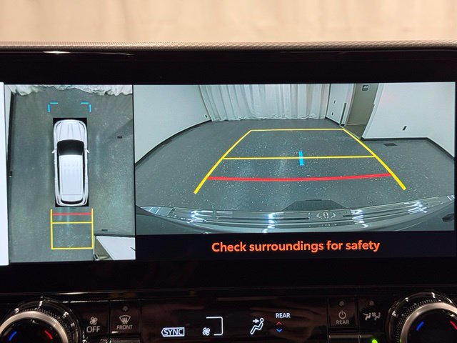 Certified 2025 Toyota Highlander Platinum AWD/4WD image 18