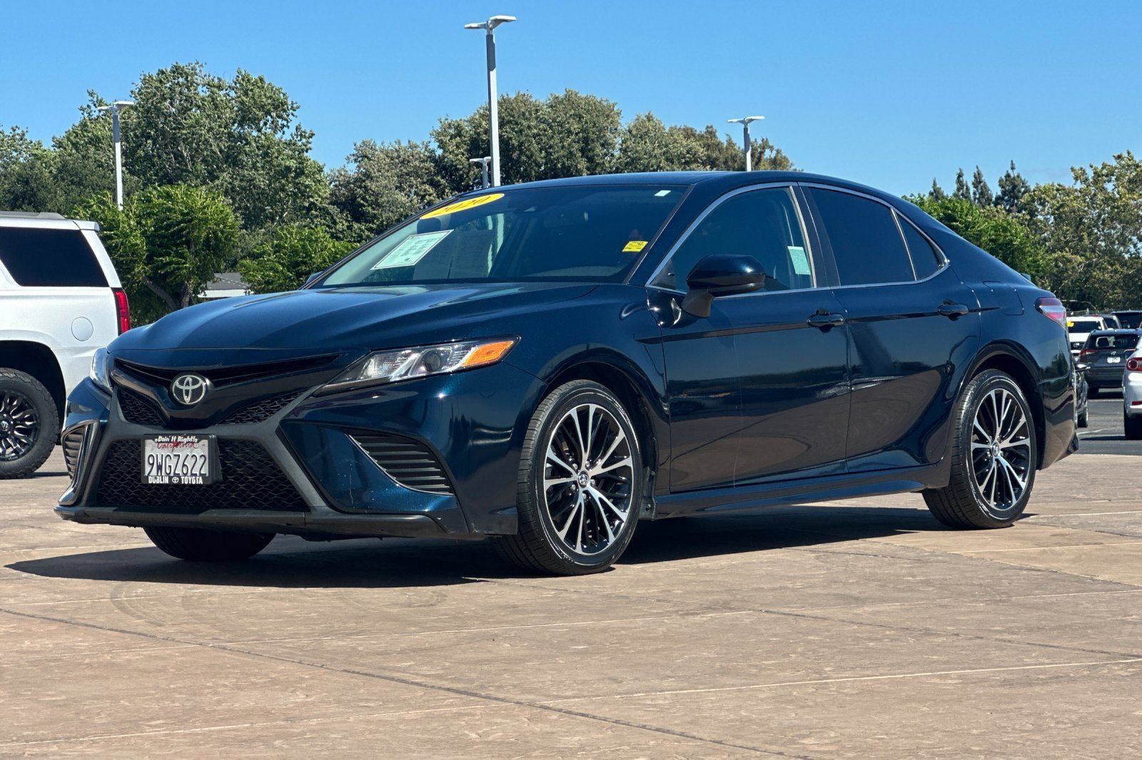 Certified 2020 Toyota Camry SE w/ Carpet Mat Package FWD image 10