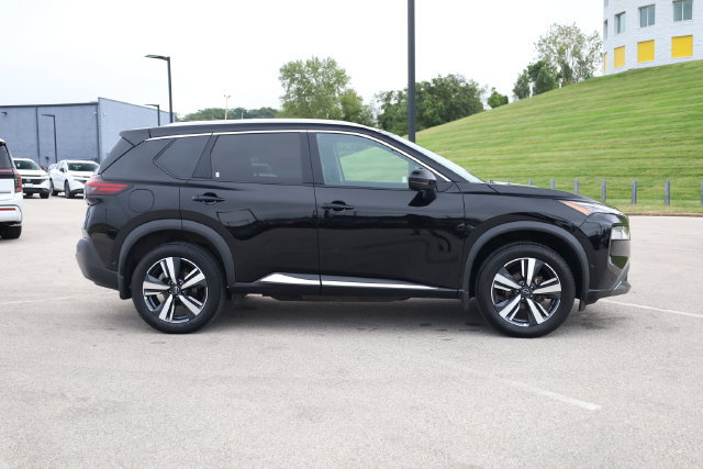 Certified 2023 Nissan Rogue SL w/ SL Premium Package AWD/4WD image 4