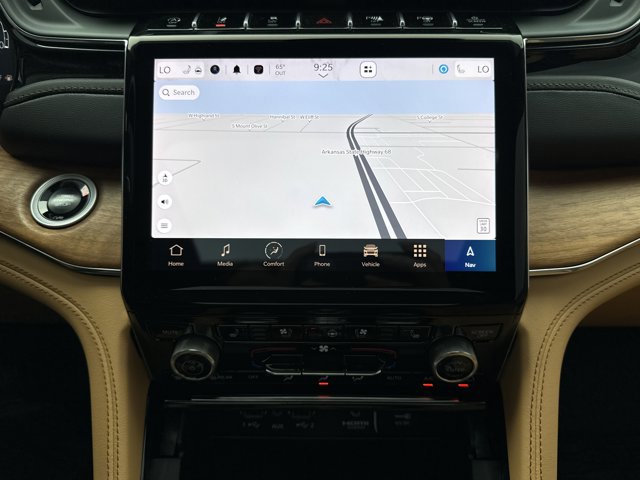 Used 2025 Jeep Grand Cherokee Summit AWD/4WD image 8
