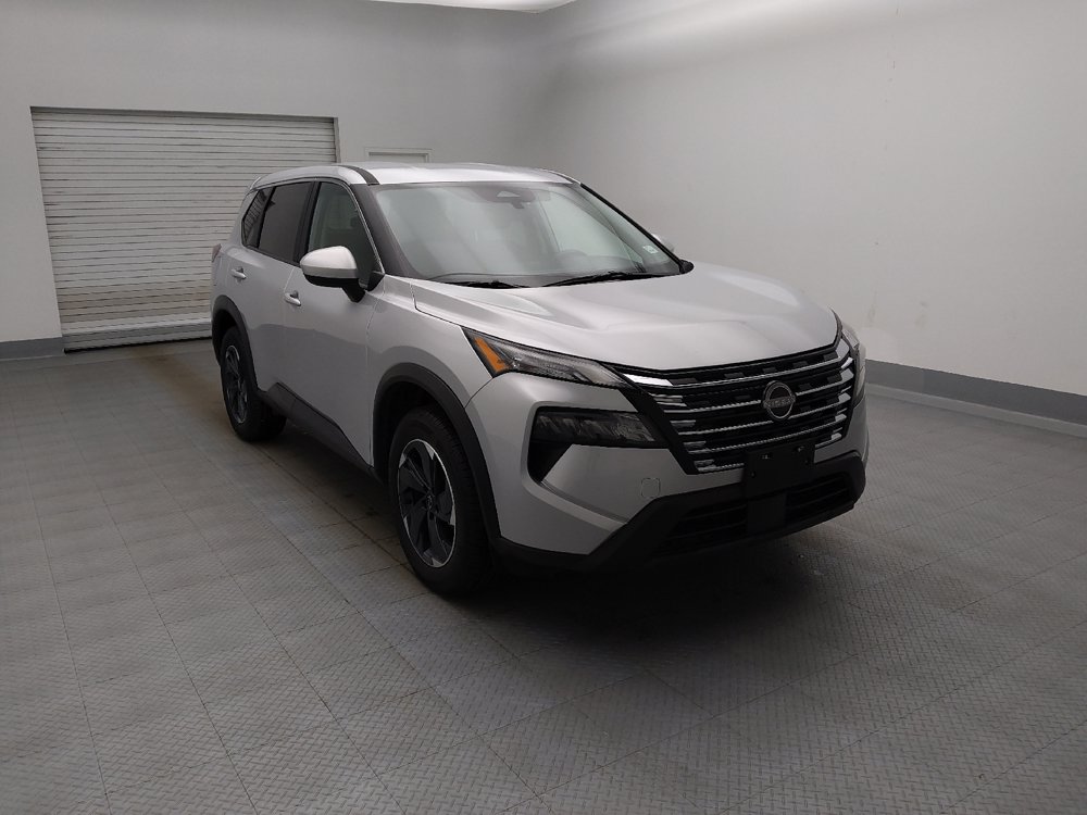 Used 2025 Nissan Rogue SV AWD/4WD image 13