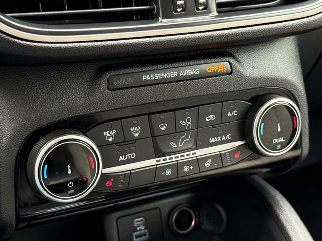 Used 2022 Ford Escape SE w/ SE Sport Appearance Package AWD/4WD image 28