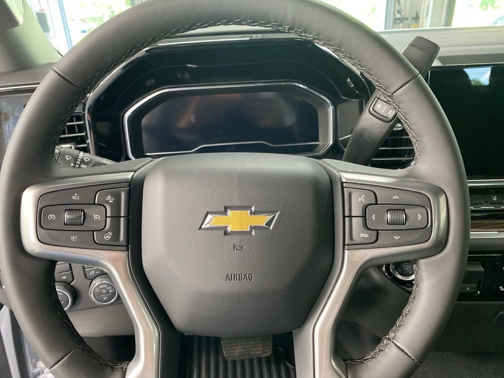 New 2025 Chevrolet Silverado 2500 LT image 4
