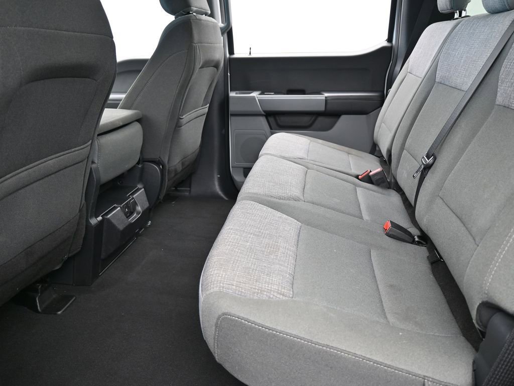 Used 2025 Ford F250 XLT image 32
