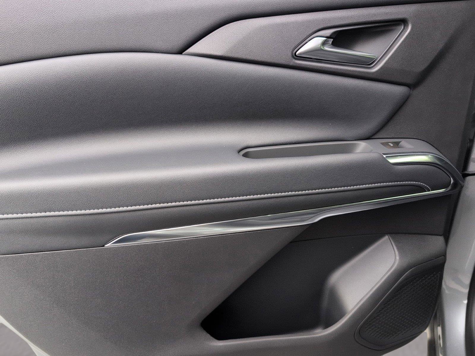 New 2026 Chevrolet Traverse LT w/ Sun and Wheel Package image 10