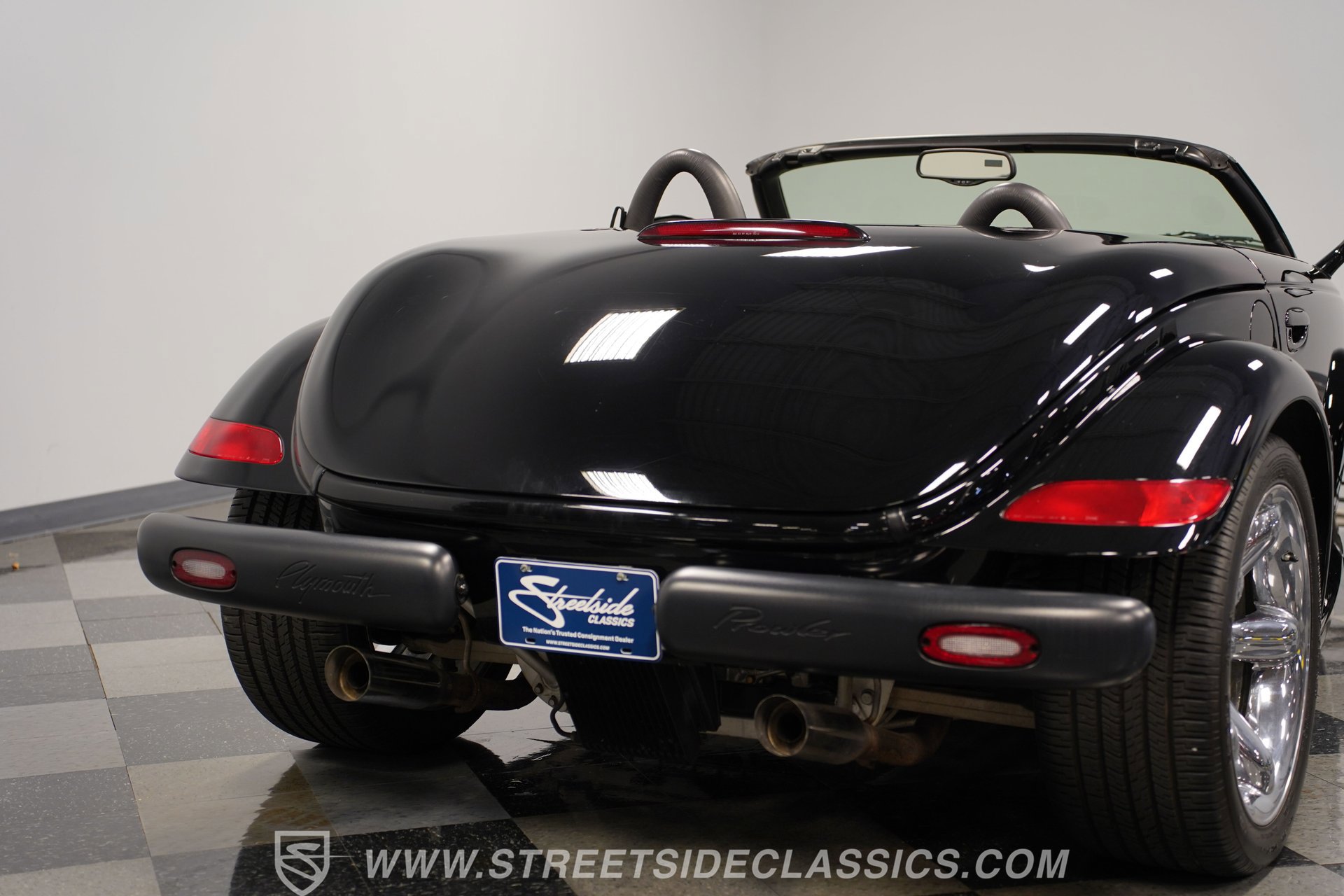 Used 2000 Plymouth Prowler image 26