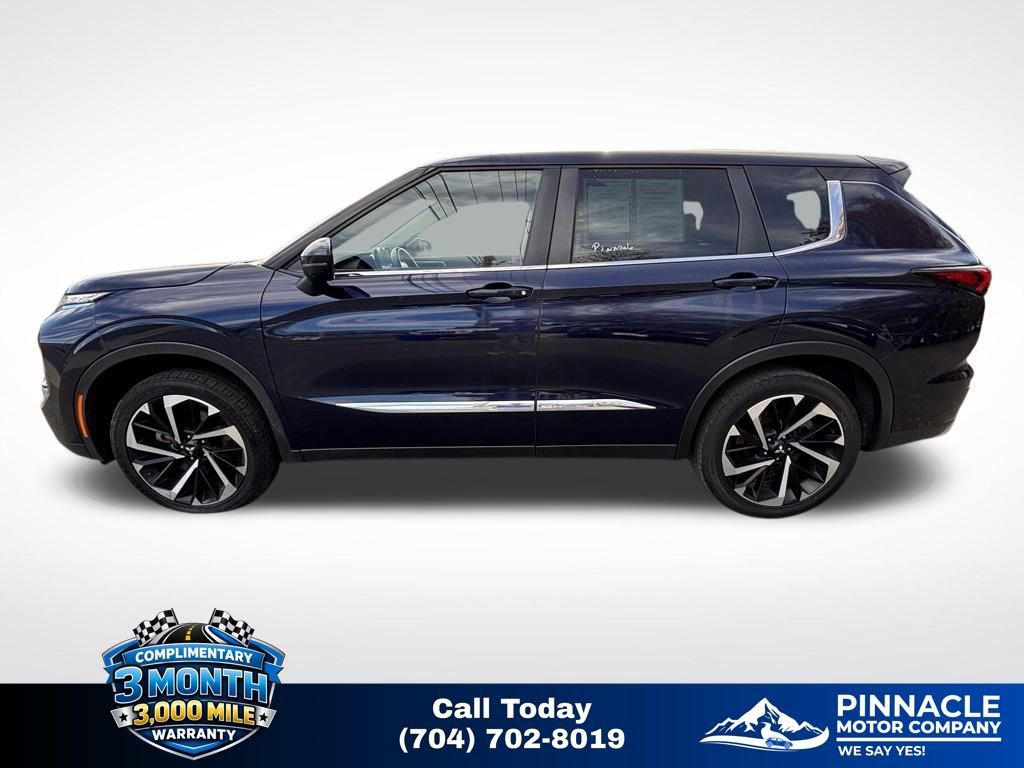 Used 2022 Mitsubishi Outlander SE FWD image 6