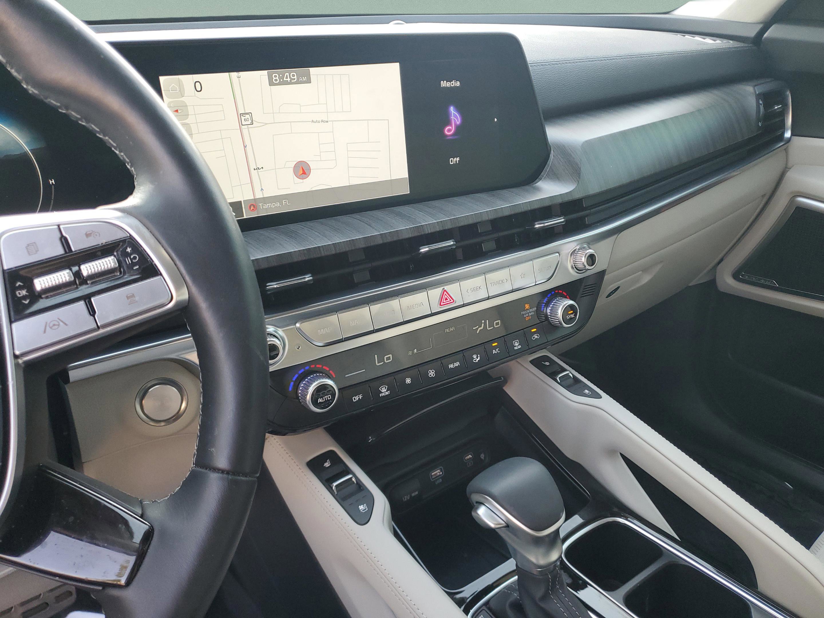 Used 2025 Kia Telluride SX Prestige image 28