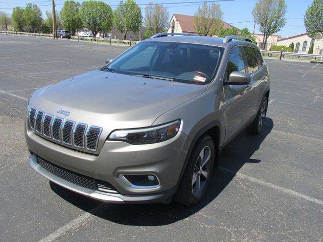 Used 2019 Jeep Cherokee Limited image 1
