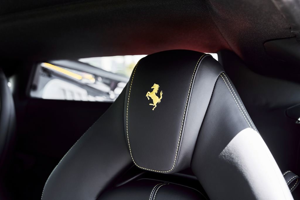 Used 2021 Ferrari F8 Tributo image 51