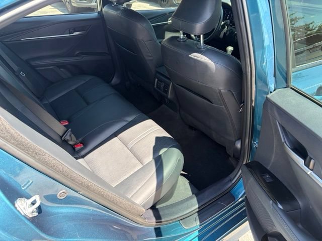 Used 2025 Toyota Camry XSE FWD image 33