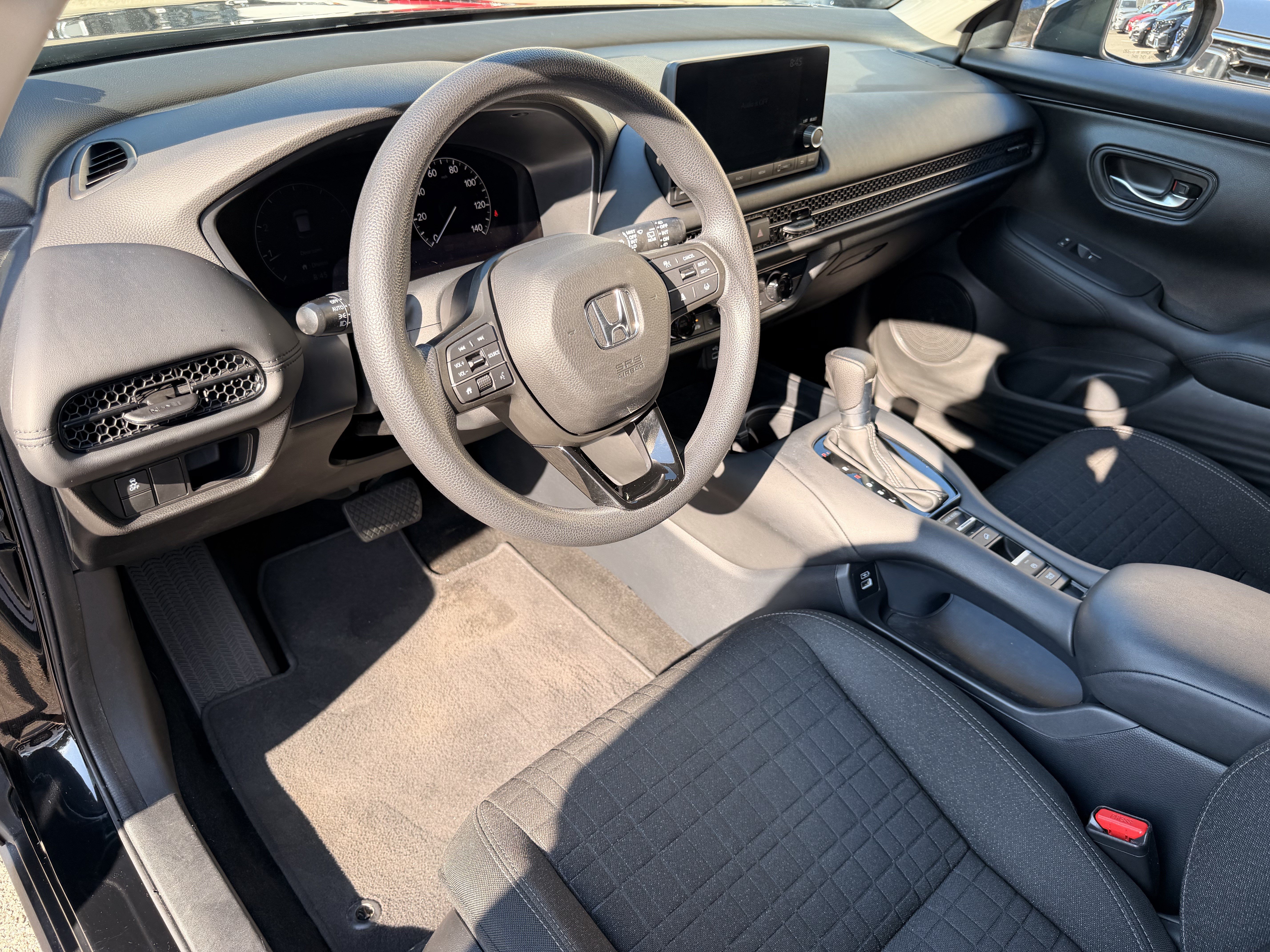 Used 2023 Honda HR-V LX image 13