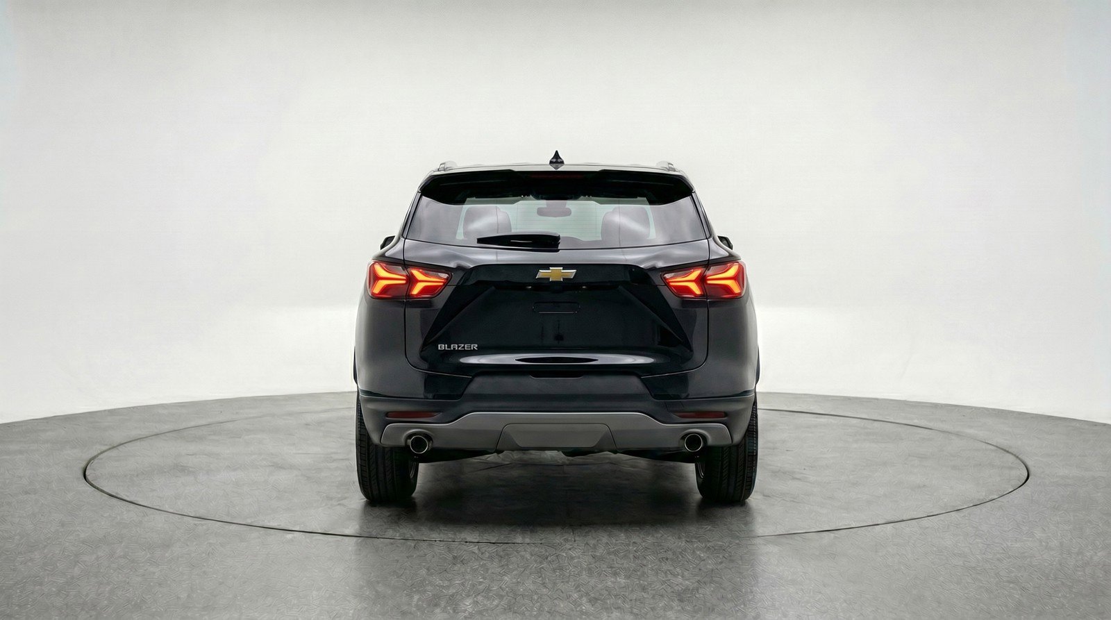 Used 2025 Chevrolet Blazer LT FWD image 7