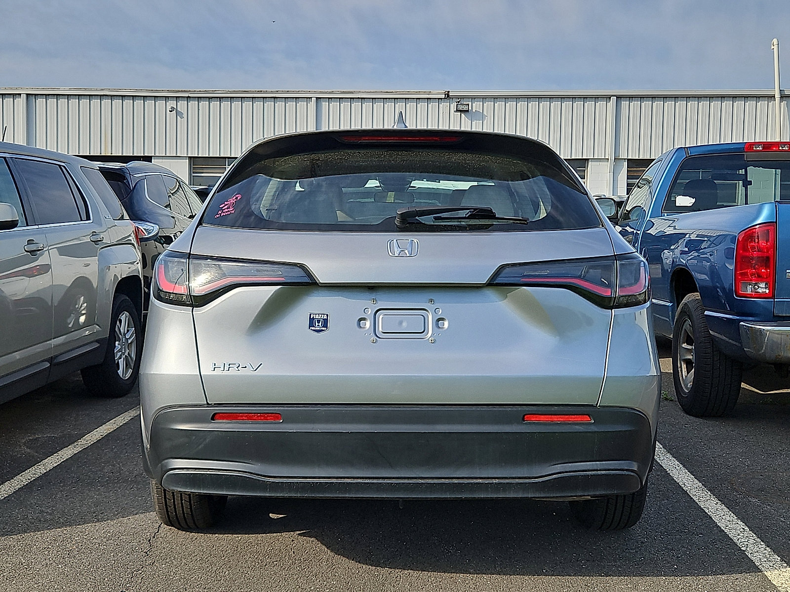 Used 2023 Honda HR-V LX image 6
