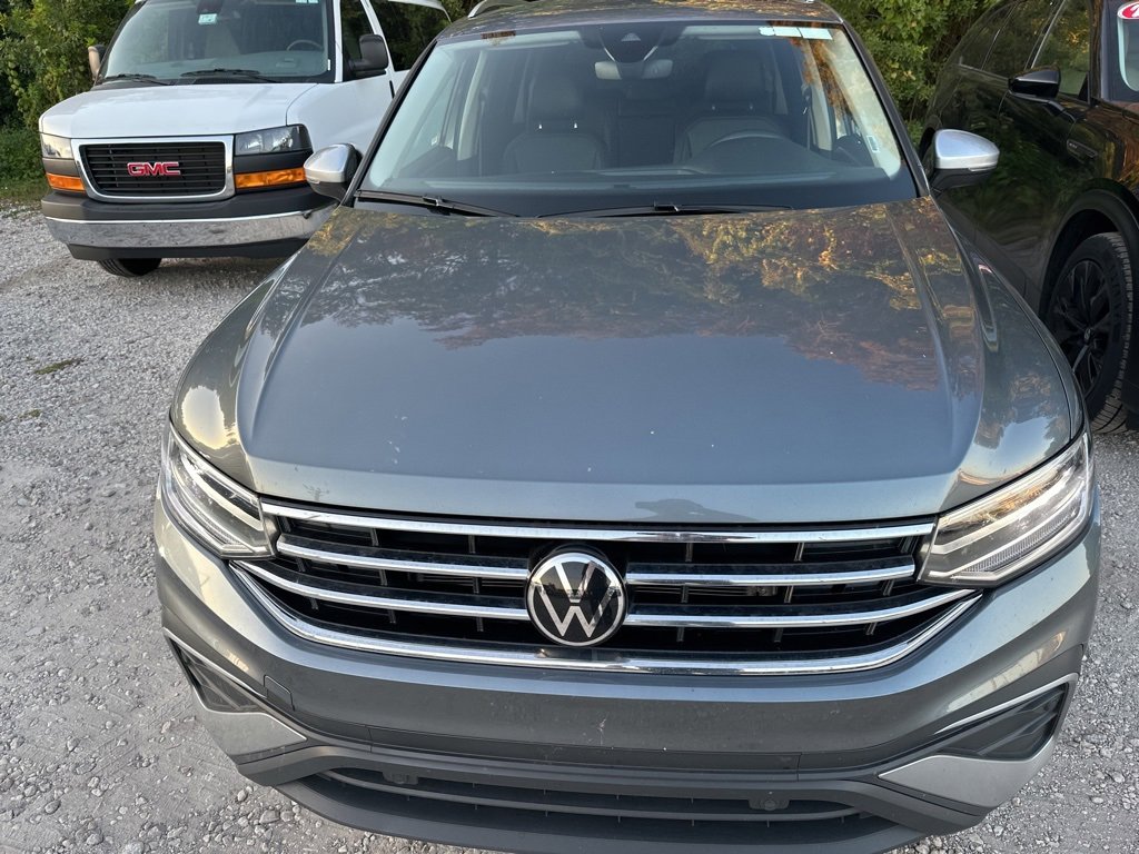 Used 2024 Volkswagen Tiguan Wolfsburg Edition image 2