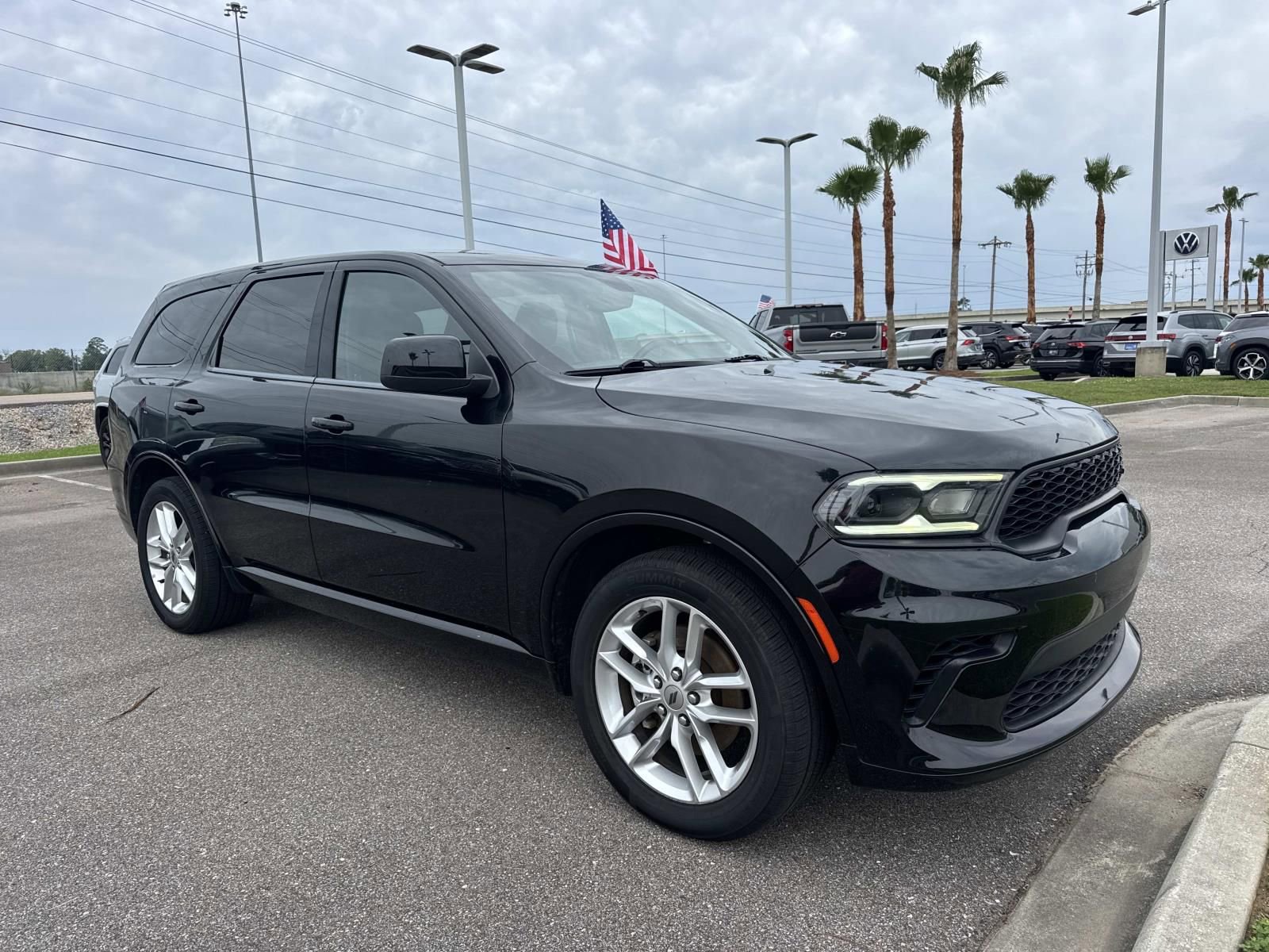 Used 2023 Dodge Durango GT RWD image 3