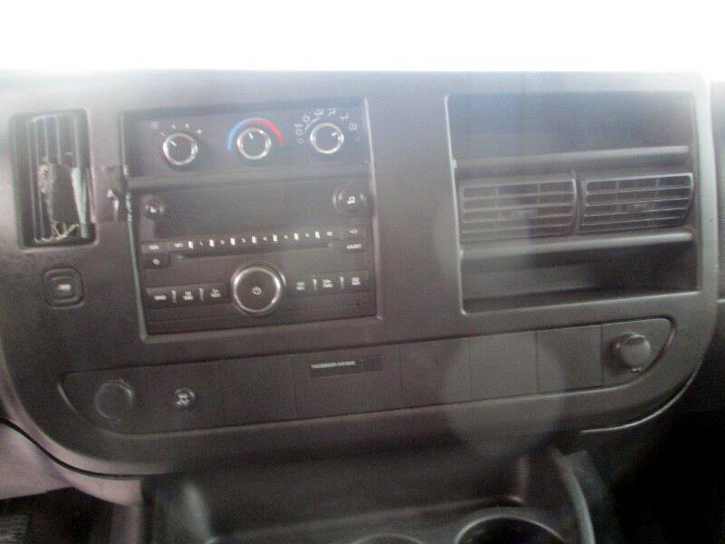 Used 2011 Chevrolet Express 1500 image 10