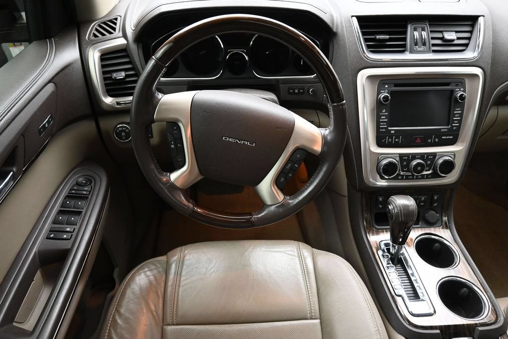 Used 2014 GMC Acadia Denali FWD image 3