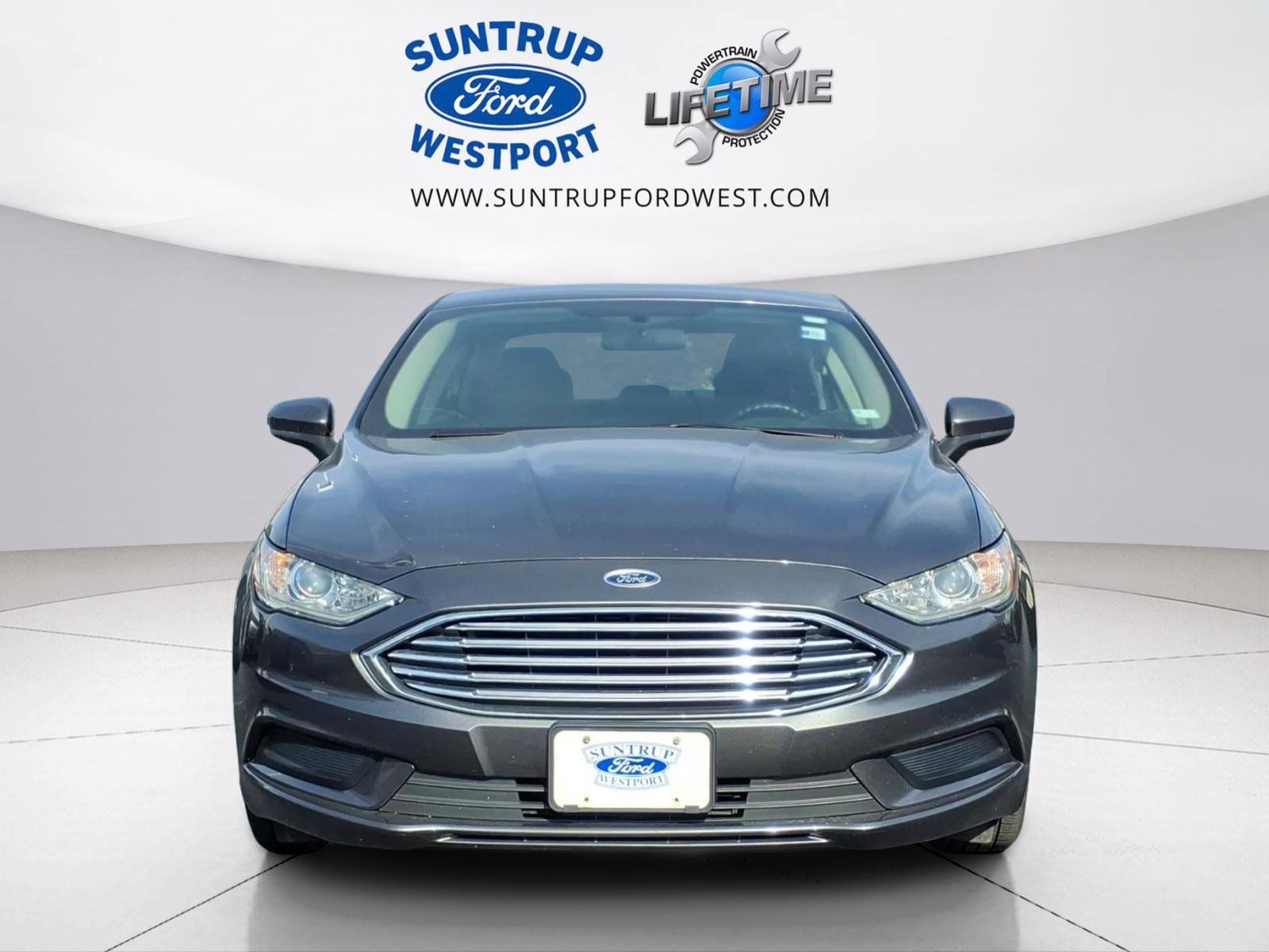 Used 2018 Ford Fusion SE w/ Fusion SE Technology Package image 26