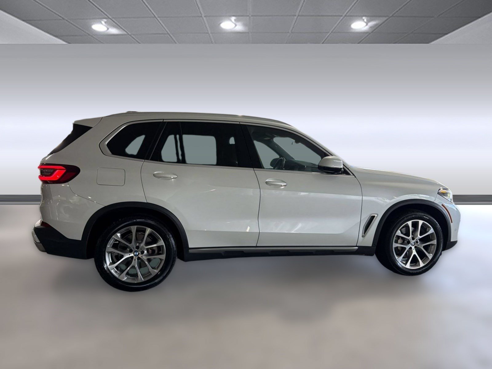 Used 2021 BMW X5 sDrive40i w/ Convenience Package RWD image 7