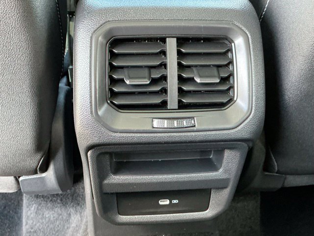 Certified 2024 Volkswagen Taos SE w/ Panoramic Sunroof Package AWD/4WD image 22