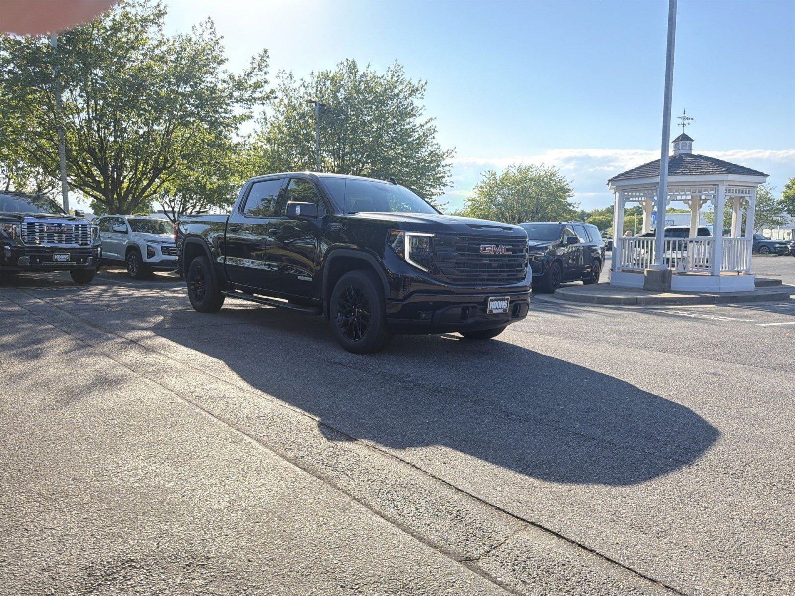 New 2026 GMC Sierra 1500 Elevation w/ Preferred Package AWD/4WD image 10
