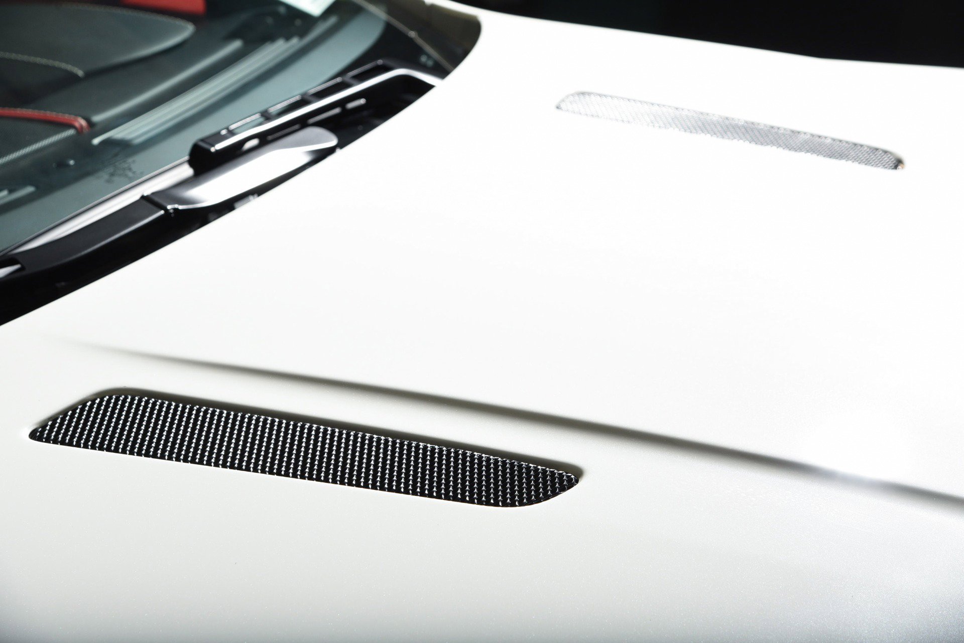 Used 2013 Aston Martin V8 Vantage Coupe image 31