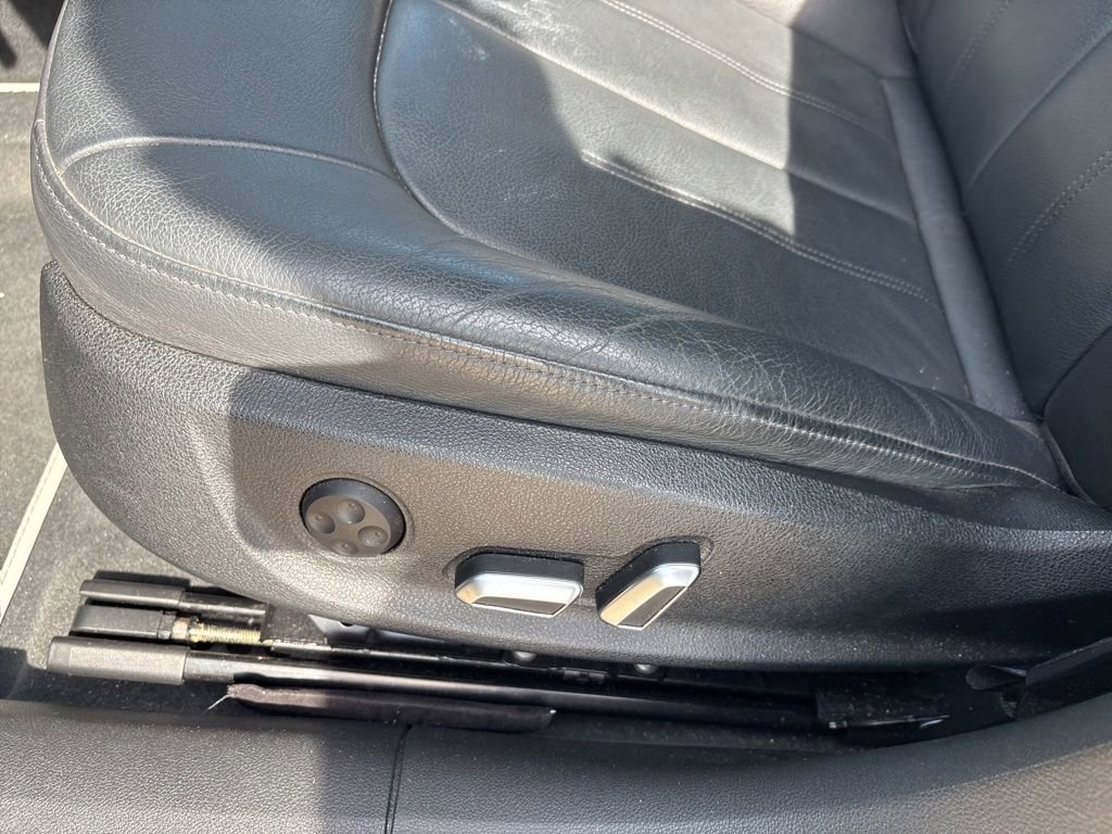 Used 2016 Audi A6 3.0T Premium Plus w/ 19" Sport Package image 12