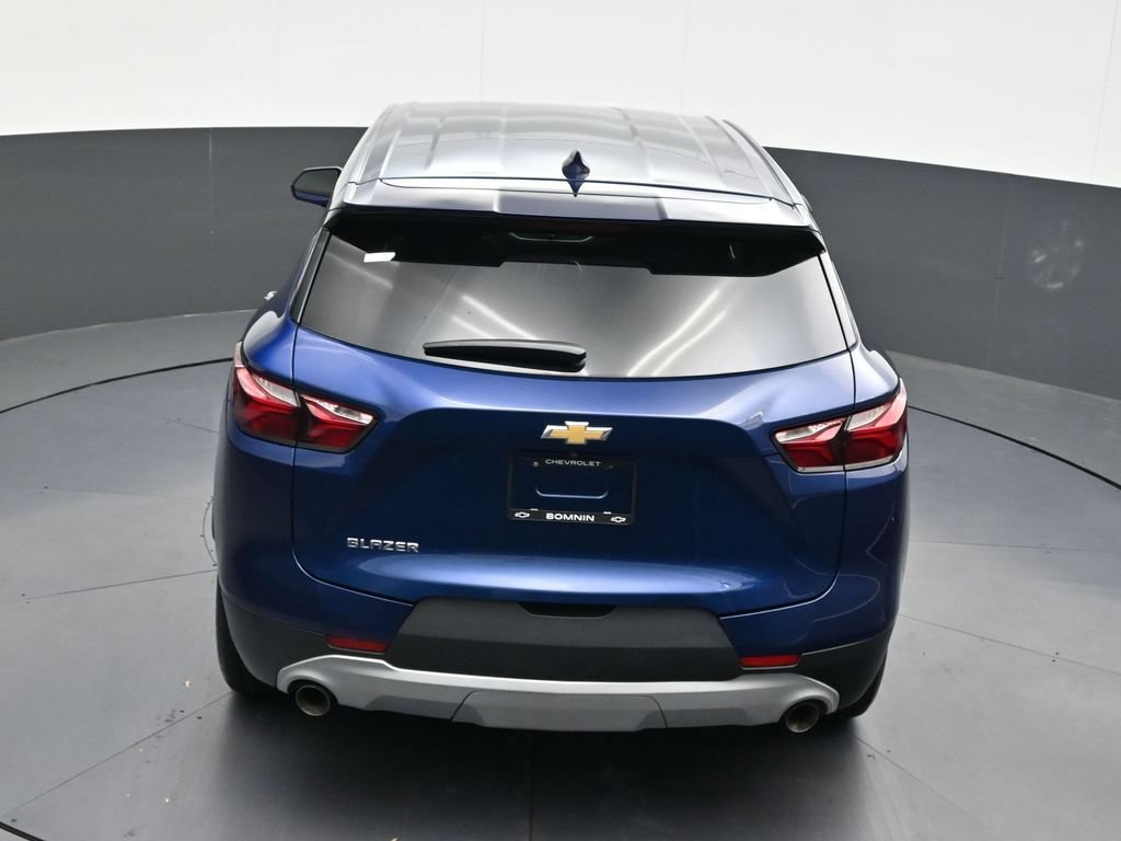 Used 2022 Chevrolet Blazer LT FWD image 17