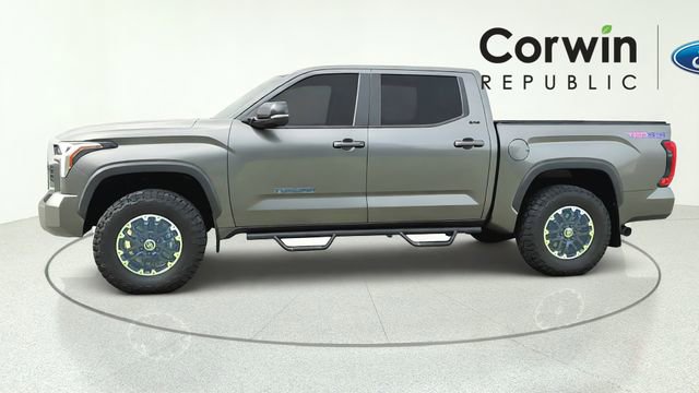Used 2022 Toyota Tundra SR5 w/ TRD Off-Road Premium Package AWD/4WD image 4