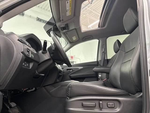 Certified 2023 Honda Ridgeline RTL image 15