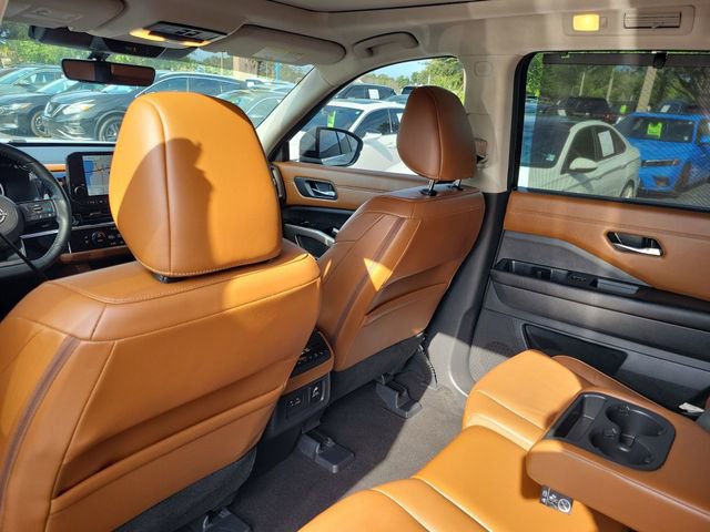 Used 2023 Nissan Pathfinder Platinum w/ Cargo Package AWD/4WD image 29