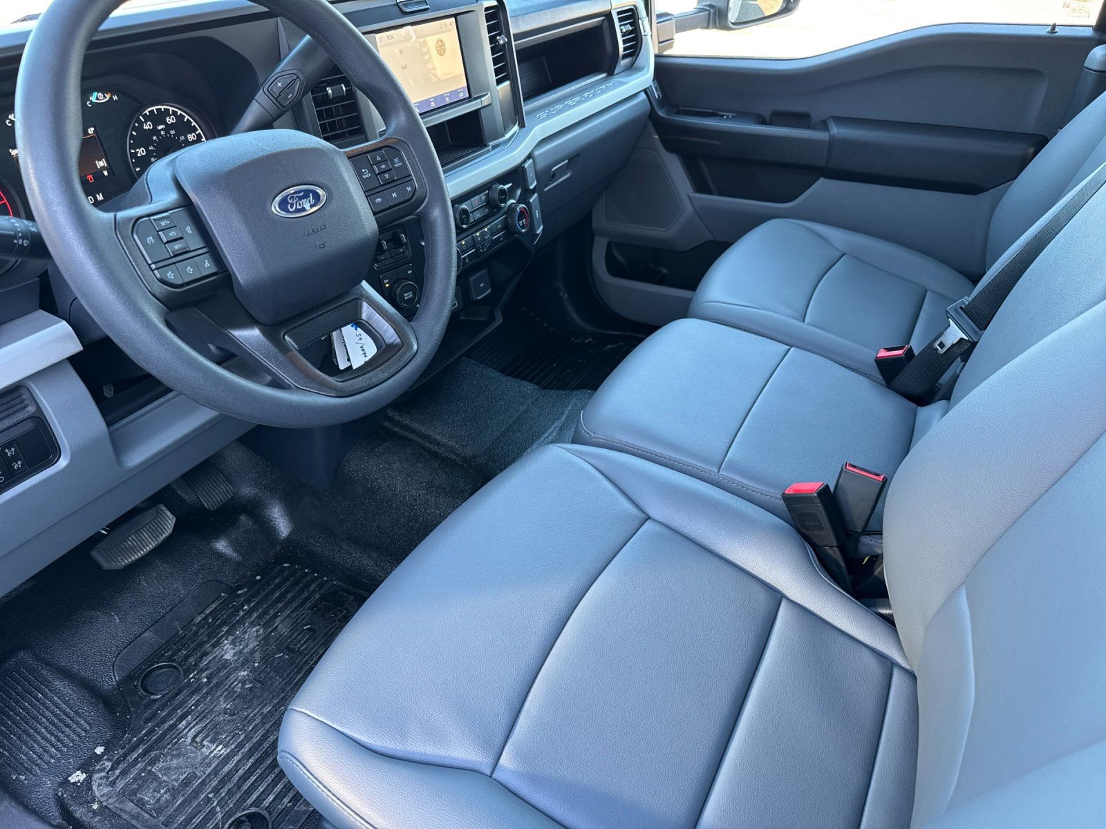 New 2026 Ford F250 XL w/ XL Chrome Package image 10