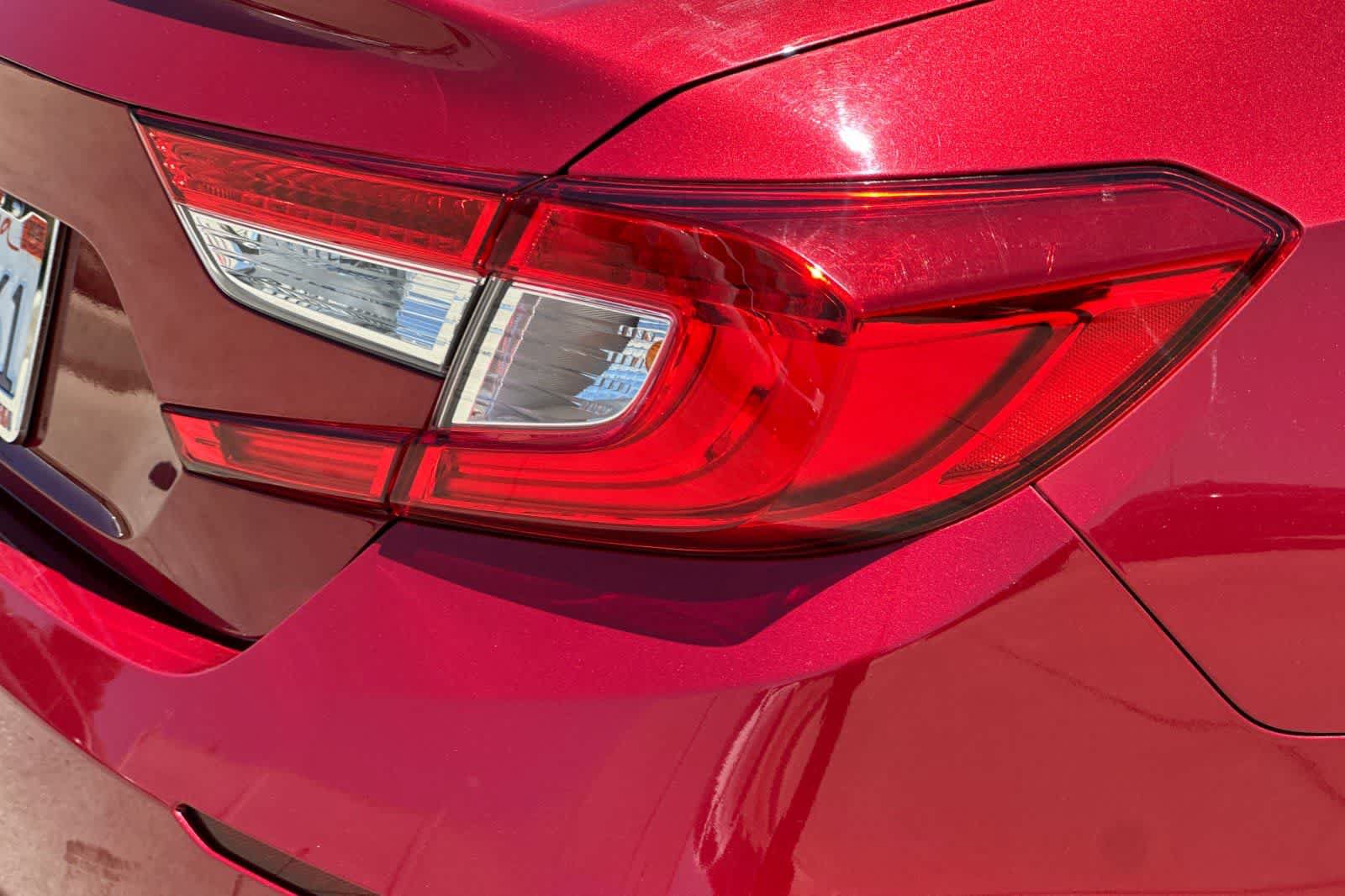 Used 2018 Honda Accord EX-L image 34
