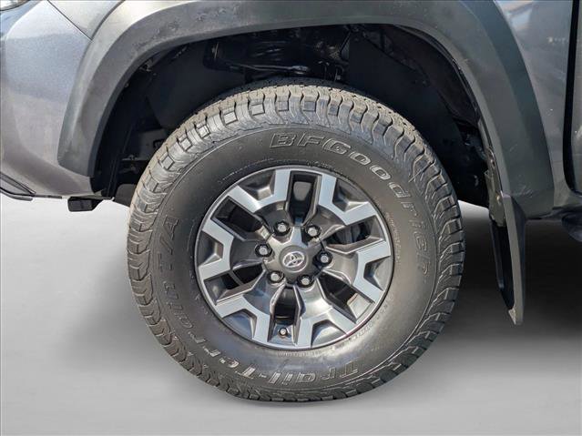 Used 2020 Toyota Tacoma TRD Off-Road AWD/4WD image 22