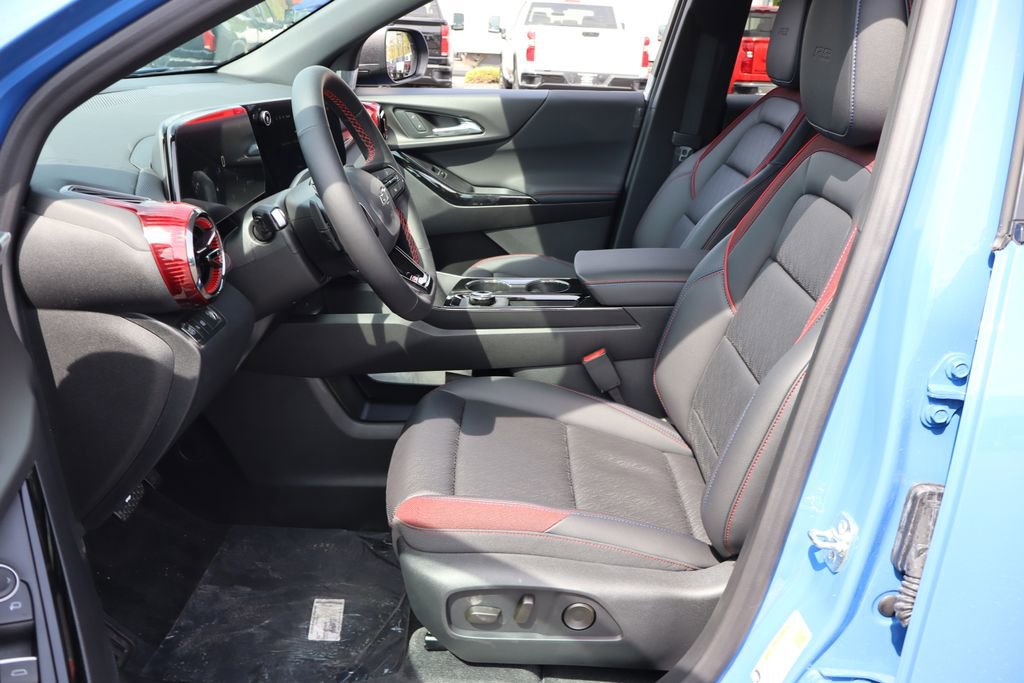New 2026 Chevrolet Equinox RS w/ Convenience Package III FWD image 5