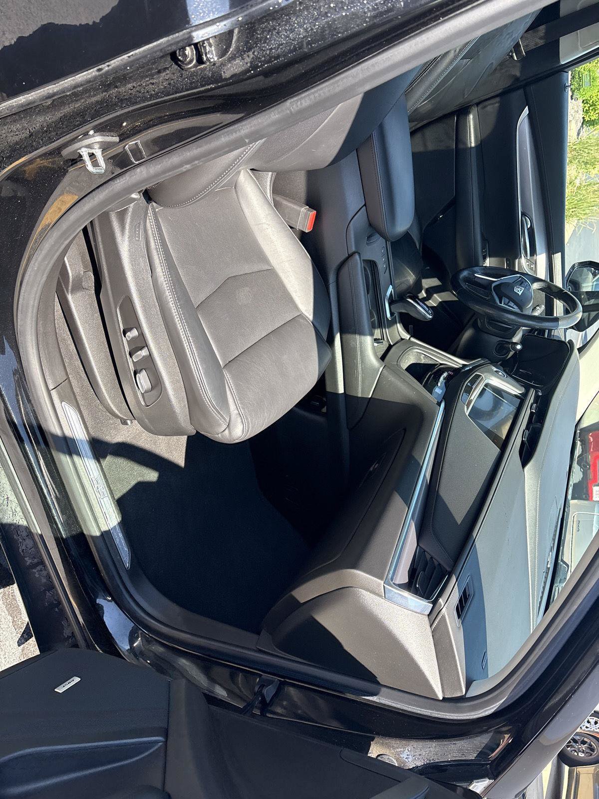 Used 2019 Cadillac XT5 Luxury AWD/4WD image 14