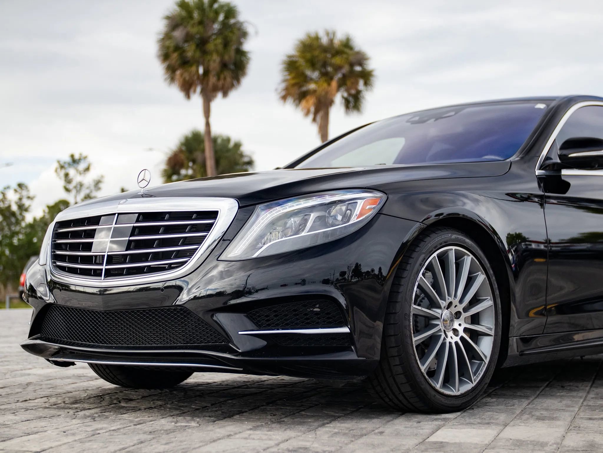 Used 2015 Mercedes-Benz S 550 Sedan image 7