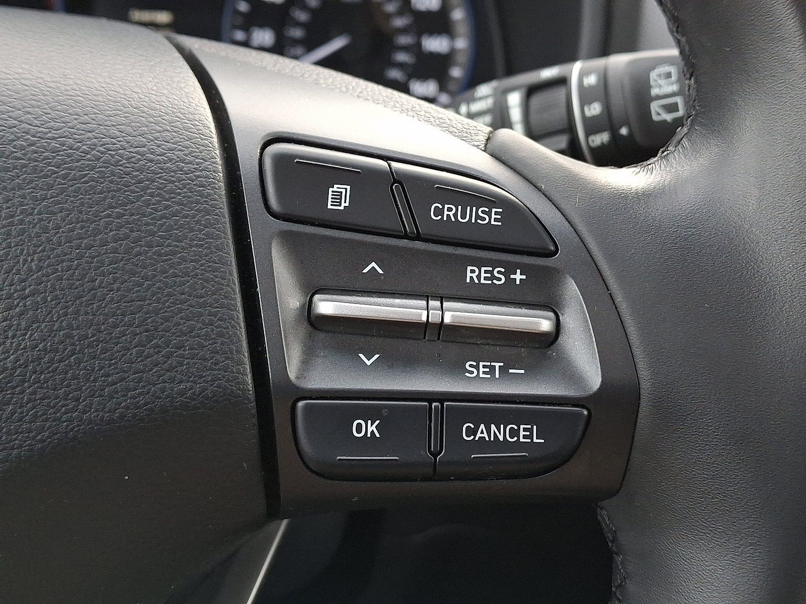 Certified 2021 Hyundai Kona Limited w/ Cargo Package image 21