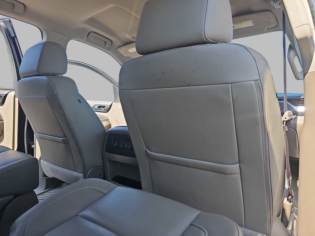 Used 2018 Chevrolet Tahoe LT w/ LT Signature Package AWD/4WD image 14