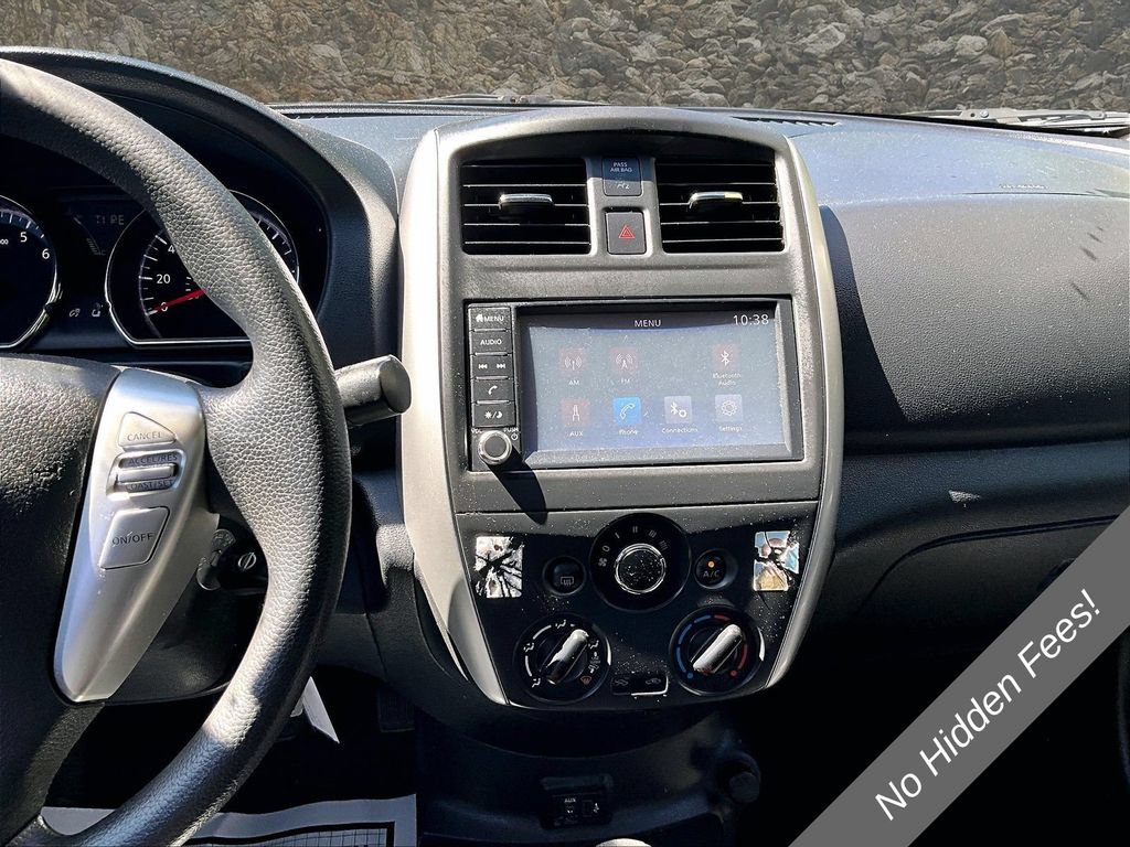 Used 2019 Nissan Versa SV FWD image 5