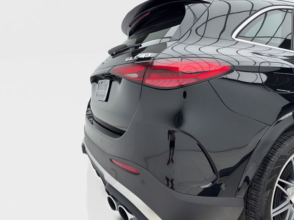 Used 2025 Mercedes-Benz GLC 43 AMG 4MATIC image 11