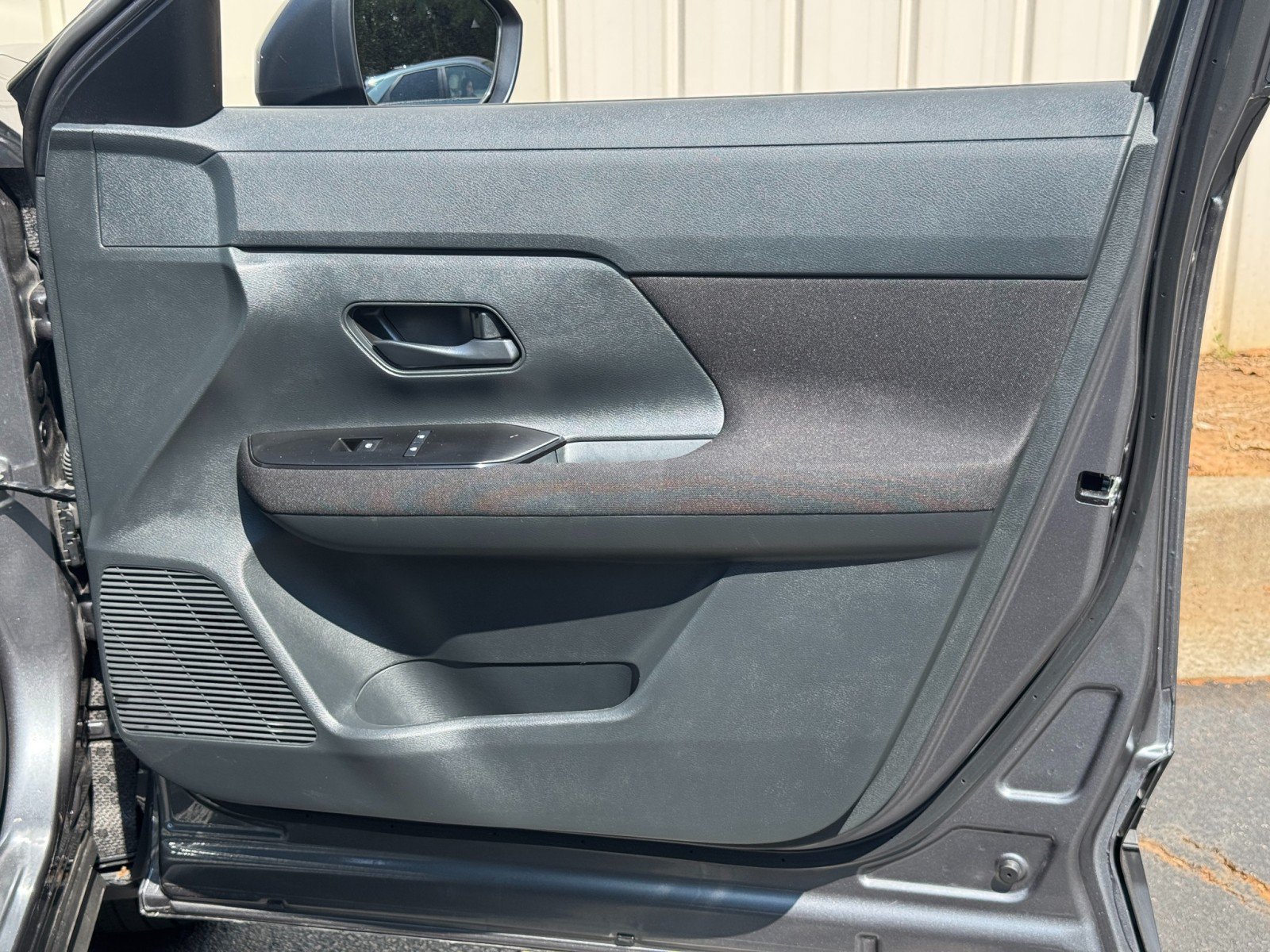 Used 2025 Nissan Kicks S FWD image 34