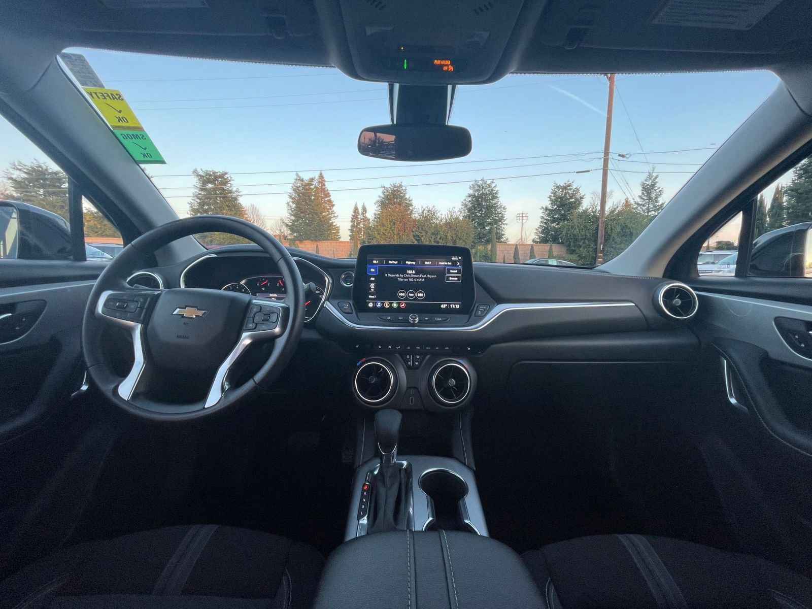 Used 2025 Chevrolet Blazer LT image 28