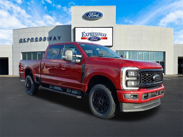 New 2025 Ford F350 XLT w/ Black Appearance Package image 4