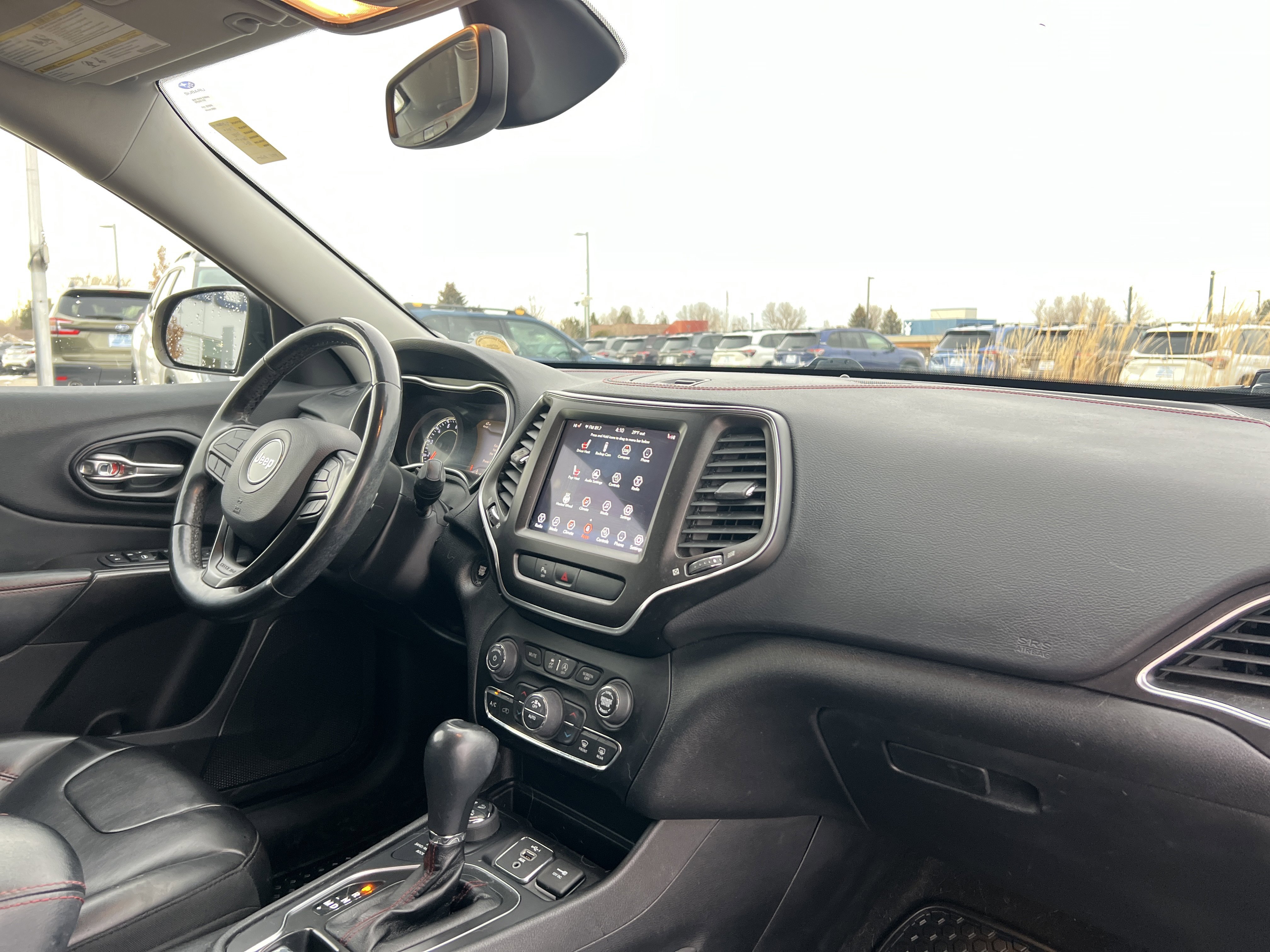 Used 2020 Jeep Cherokee Trailhawk w/ Comfort/Convenience Group image 15