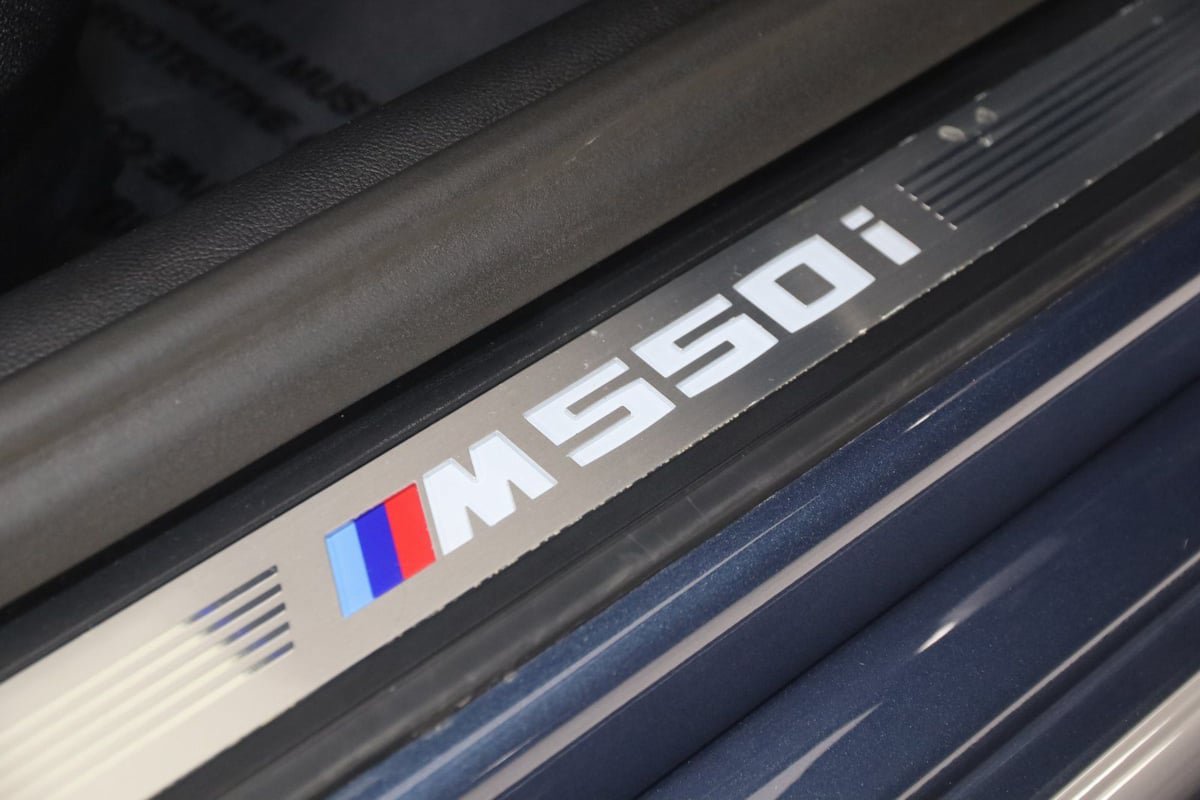 Used 2023 BMW M550i xDrive w/ Executive Package AWD/4WD image 14